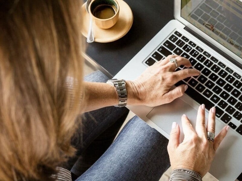 Professional working on an online editor